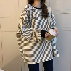 2021妊婦の秋の上着のファッションモデルのゆったりした妊婦のtシャツの長袖の中の長いストライプの底のシャツの春と秋