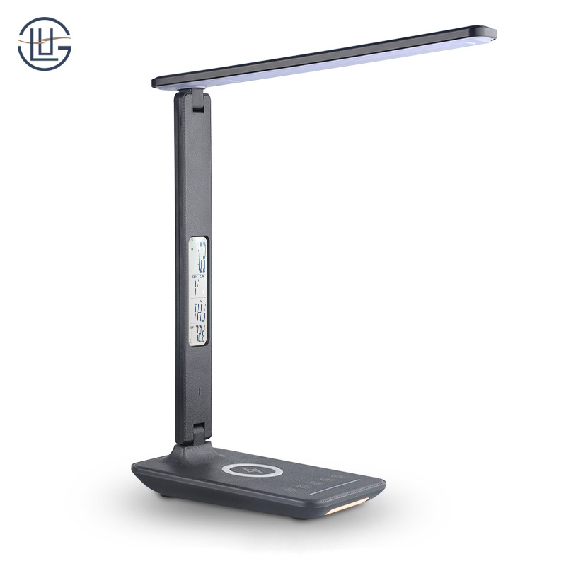 플러그가 있는 TX2260 검정색 모델