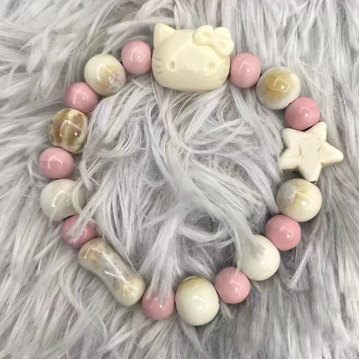 Браслет (Hello Kitty) универсальный, подвеска-заготовка в виде печеньки с разноцветными бусинами, китайский стиль, 5.3 см