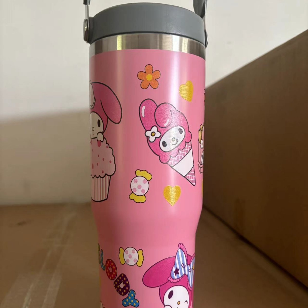 Nuevo 30oz taza de coche patrón de dibujos animados de gran capacidad de acero inoxidable termo de vacío taza de alta apariencia portátil mango de hielo