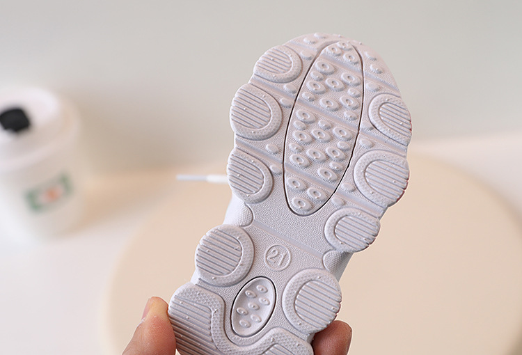 Sport per bambini Primavera e autunno Nuova suola morbida super leggera Maglia traspirante per ragazza casual Piccola bianca per imparare a camminare_voghion.com