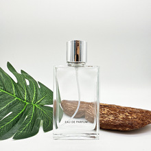 ���Nֱ�l50ml��ˮƿ͸��ƿ���yɫ�w�ķ��ζ�߅���¿�͸����ˮƿ