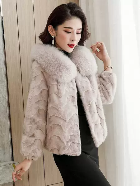 2025 New Autumn and Winter Mink Fur Short Women's Fox Fur Collar Mink Coat Haining Spliced Mink Fur Elegant
