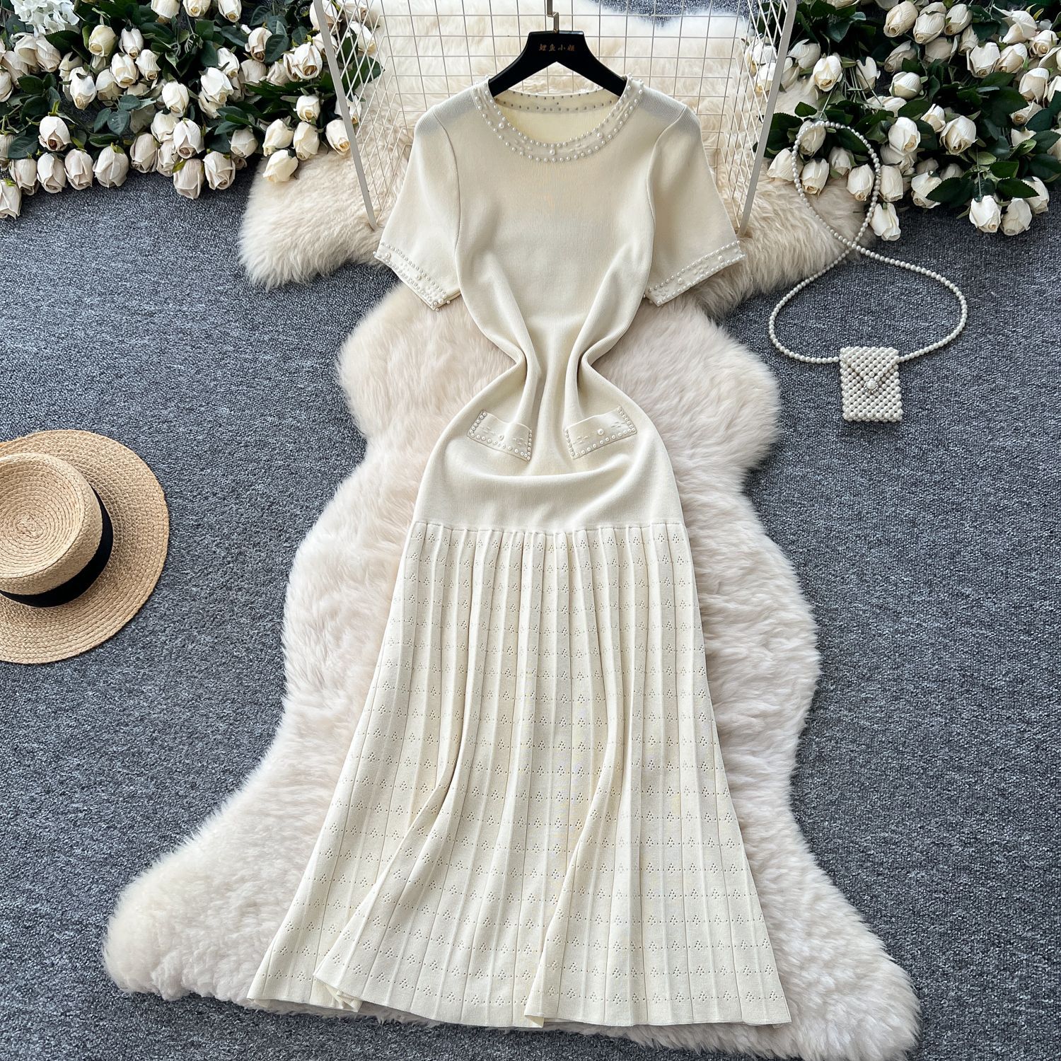 Women's French Style Beaded round Neck Short Sleeve Knit Dress Elegant Slimming Inner Sweater Dress_ecoleips.com