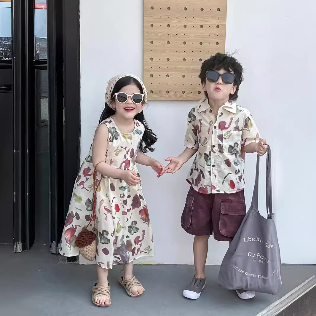 2024夏韓版兄妹裝女童彩色塗鴉背心裙男童短袖襯衣工裝短褲姐弟裝