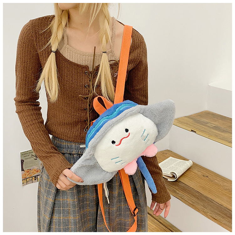 Cartoon plush toy backpack, new autumn and winter style, cute and girlish girl backpack, fashionable storage small backpack wholesale undefined