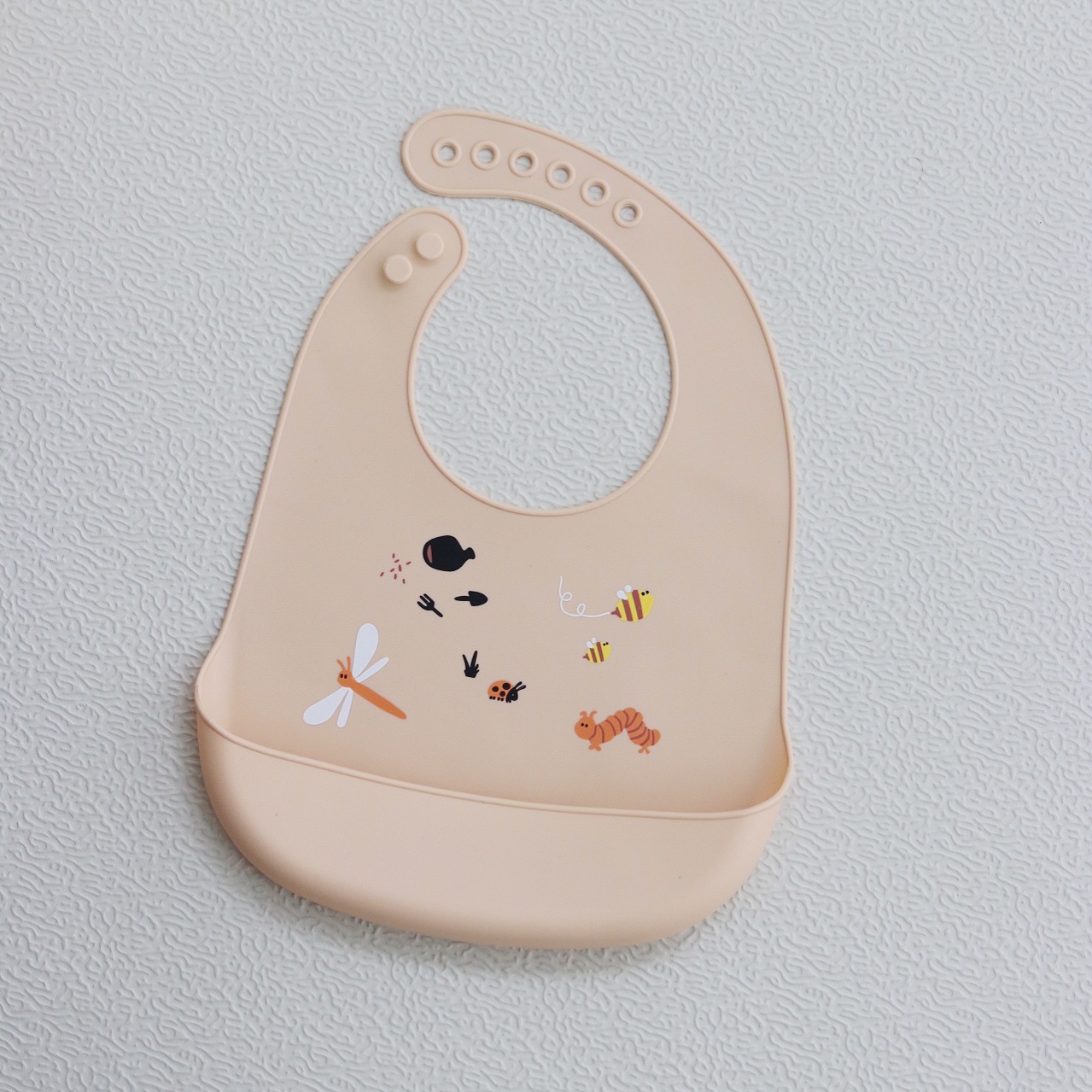 곤충 얇은 턱받이