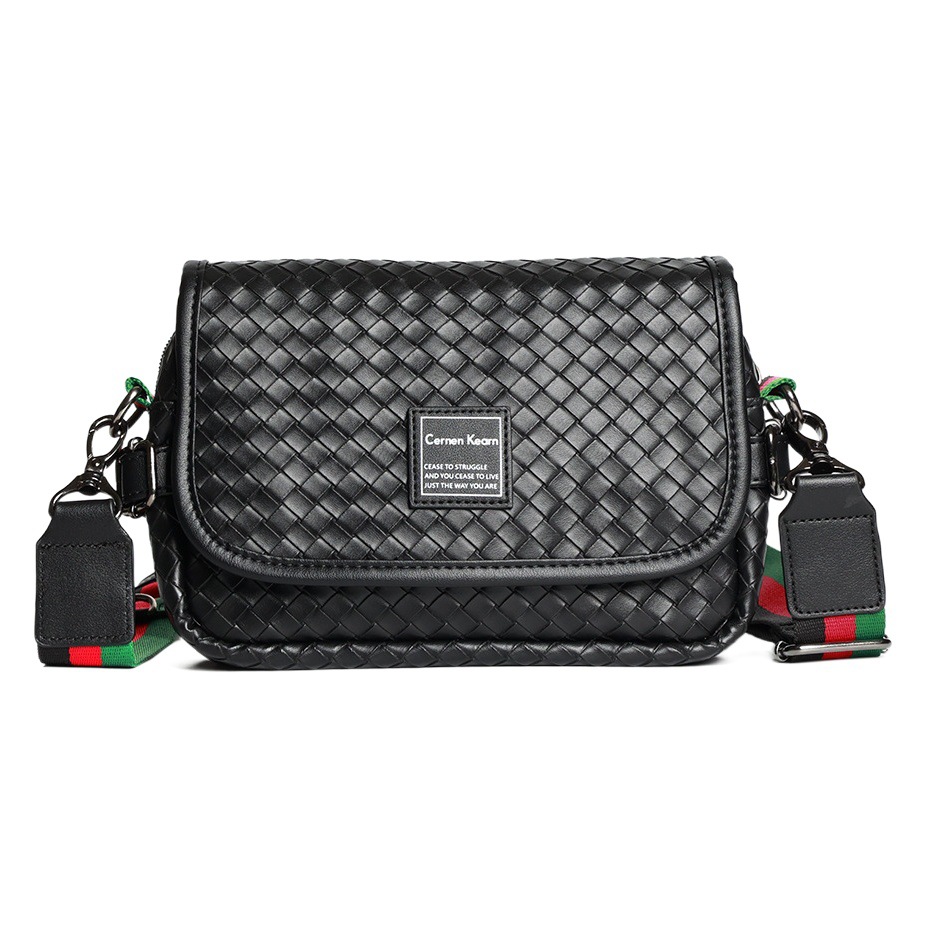 2023 New Woven Shoulder Bag Retro Fashion Crossbody Bag Casual Small Shoulder Bag Commuting Bag Trendy iPad Bag Batch