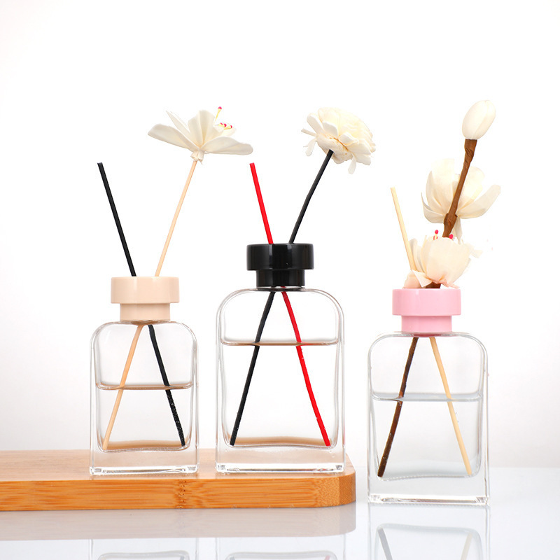 现货批发室内扁圆香氛瓶玻璃香薰空瓶无火透明瓶子精油挥发瓶