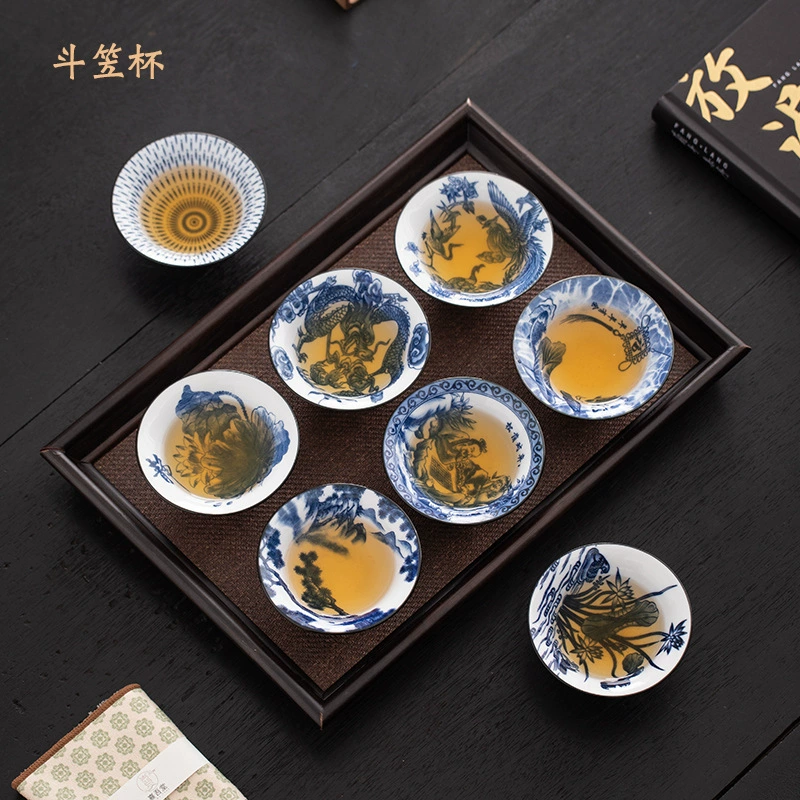 Синяя и белая фарфоровая чайная чашка Чайный набор Кунг-фу Керамическая Одиночная чашка Домашняя мастер-чашка Чайная чашка в японском стиле с ручной росписью
