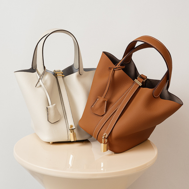 2026 New Model Bucket Bag, Women's Leather Handbag, Mommy Bag, Bridal Wedding Bag, Wholesale in Stock 2026 New Model Bucket Bag, Women's Leather Handbag, Mommy Bag, Bridal Wedding Bag, Wholesale in Stock