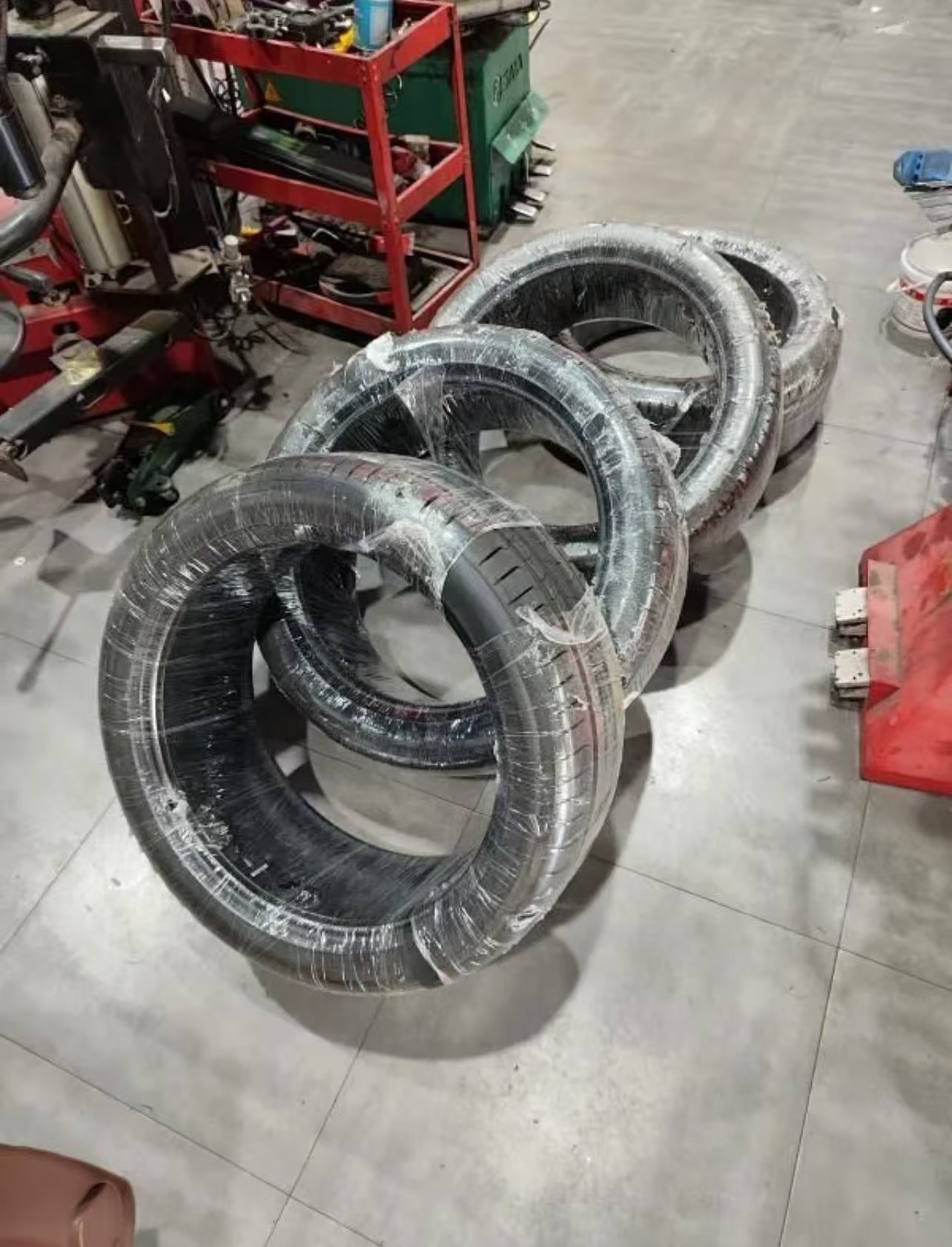 Pirelli Brand Explosion-Proof Tires 235/245/255/265/275/35 40 45 50 R18 19 20