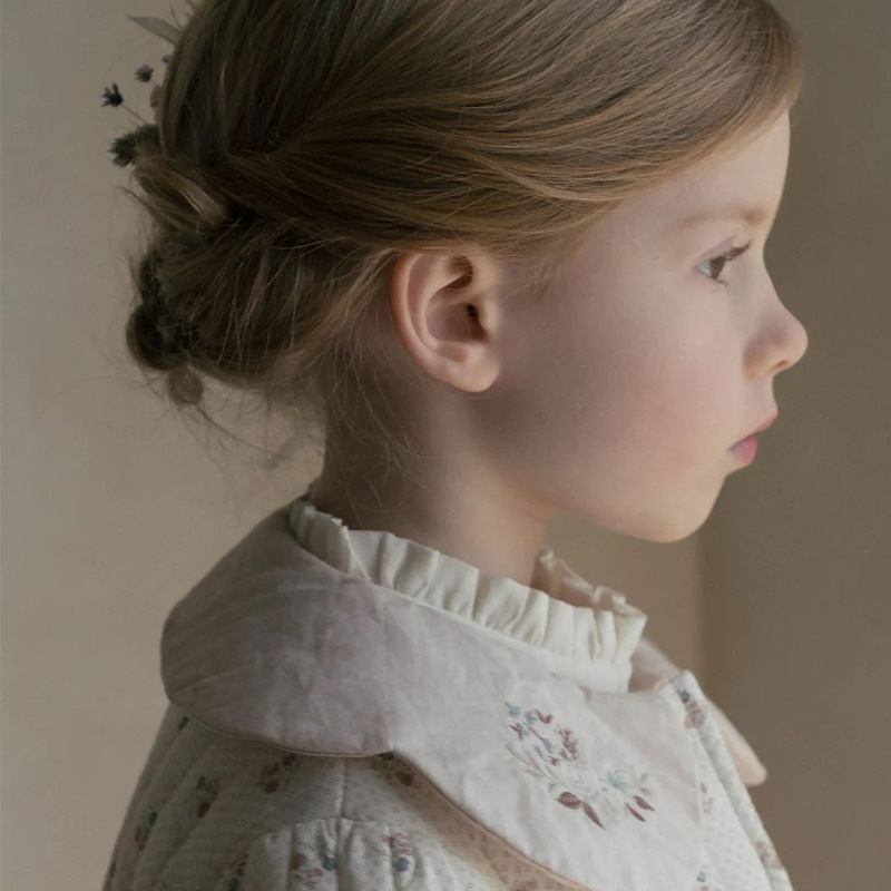 Spot LOU ropa de algodón estampada rosa invierno nuevo estilo niños pequeños y medianos algodón floral cuello redondo chaqueta acolchada para niños al por mayor