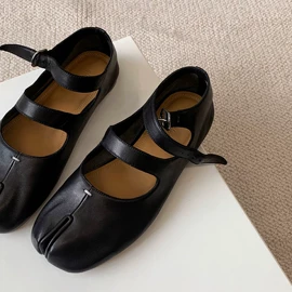 女式时装单鞋;女式皮靴;乐福鞋