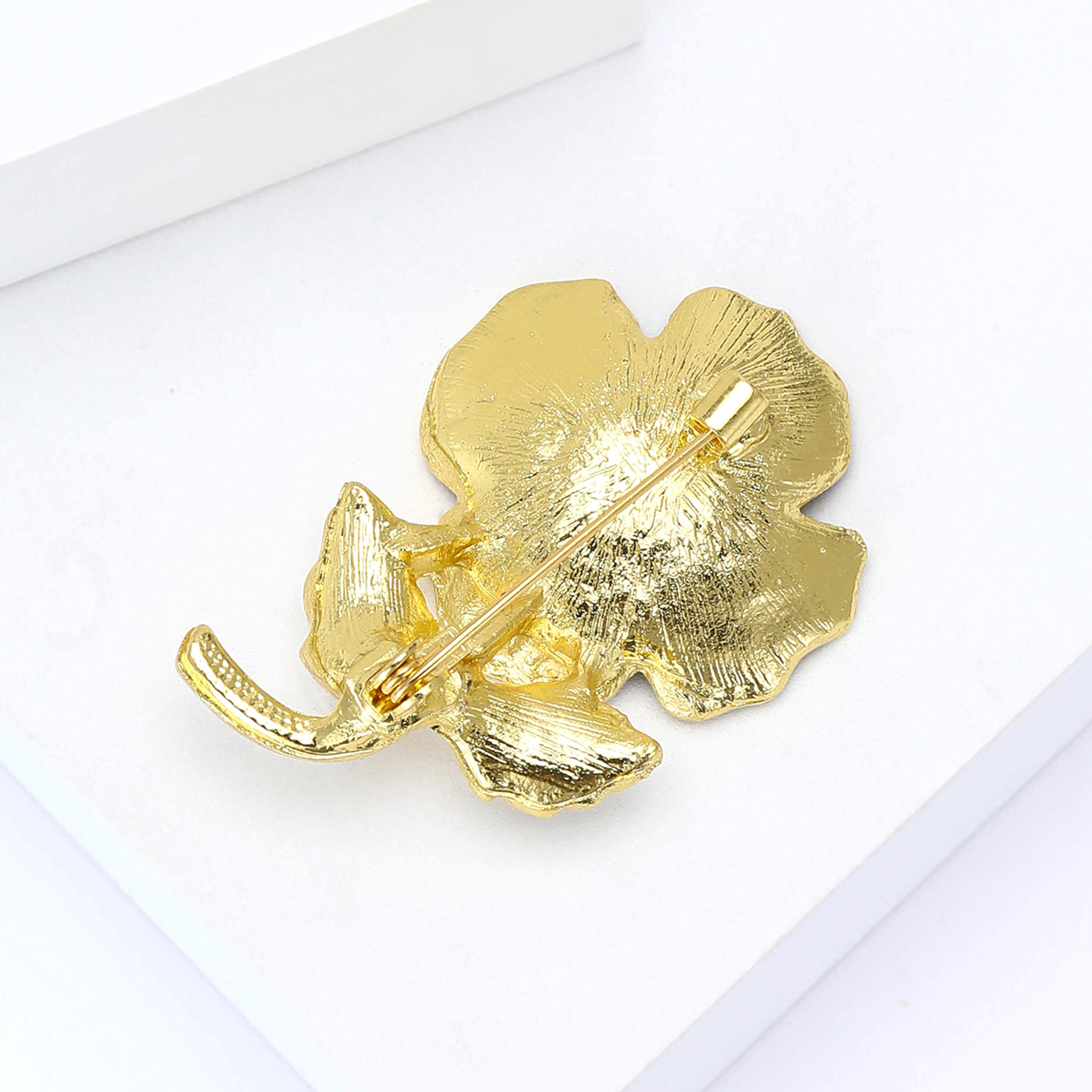 European and American Fashion Alloy Enamel Poppy Flower Brooch Simple Personality Women's Suit Coat Corsage Jewelry Pin