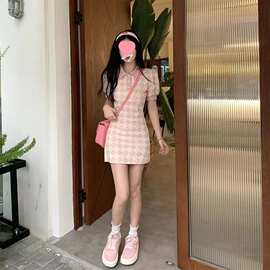 外贸法式初恋复古温柔裙子甜辣粉色菱格polo修身显瘦连衣裙小个子