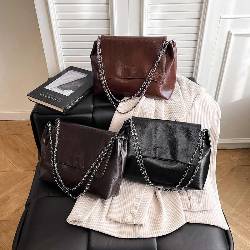 Retro Women's Shoulder Bag Solid Colour Crossbody Chain Handbag_voghion.com
