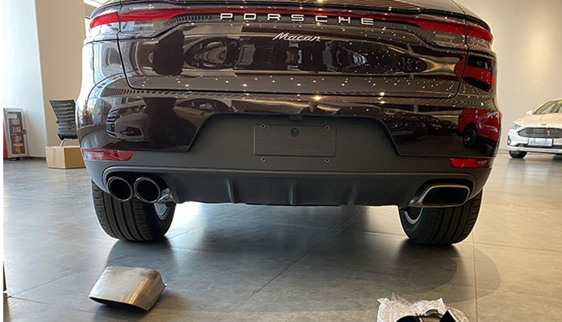 Suitable for Porsche macan sports three-layer four-out tail throat Maca GTS exhaust pipe modification round mouth square mouth