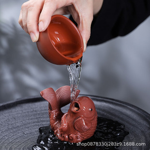 Creative Tea pet purple sand koi fish tea funnel bracket boutique goldfish tea art tea play tea ceremony tea set tea tray small ornaments