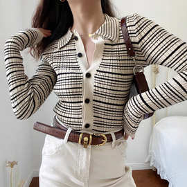 日韩秋冬法式复古风通勤POLO领单排扣针织衫撞色条纹气质毛衣开衫