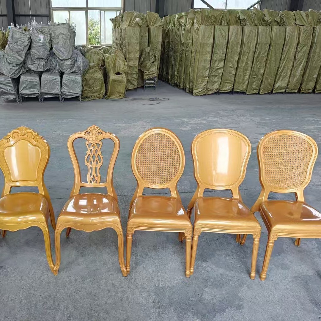 북유럽 식당 의자 홈 현대 간단한 등받이 편안한 인터넷 인기있는 새로운 입장 럭셔리 리셉션 패션 플라스틱 식당 의자 테이블