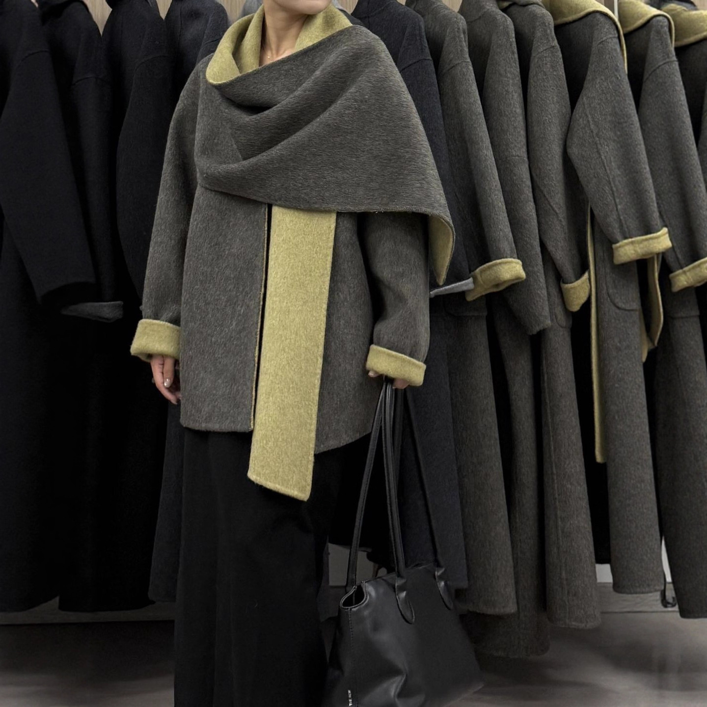 [Wrapped with Poetry] Autumn and Winter Double-Sided Wool Outwear, Contrasting Color Scarf, Shawl, Micro-Poncho Style Lazy Style Jacket for Women