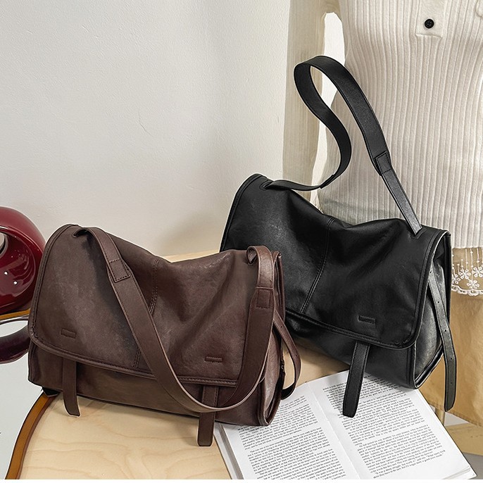 Bolsa de lujo ligera de piel bronceada, bolsa de lujo de gran capacidad para mujeres, bolsa de transporte relajada, retro, ocio, bolsa de hombro, cartero