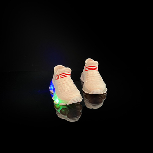 Boys and girls fly knit sports socks and shoes with LED lights for summer new style breathable elastic slip-on children's shoes