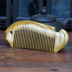 Green Sandalwood Fish Shaped Solid Wood Traditional Handmade Sandalwood Comb Travel Hair Comb
