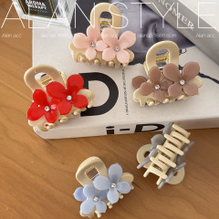 Alanの新しいシンプルな花のアセテートクリップ、爽やかで優しい夏のヘアシャーククリップ、後頭部のヘアアクセサリー