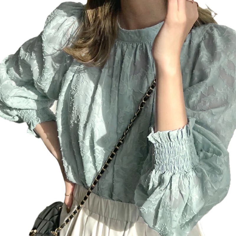 Saída de praia respirável em chiffon – Top com proteção solar e detalhes em renda, com mangas 3/4 (5 tons suaves de verão)_voghion.com