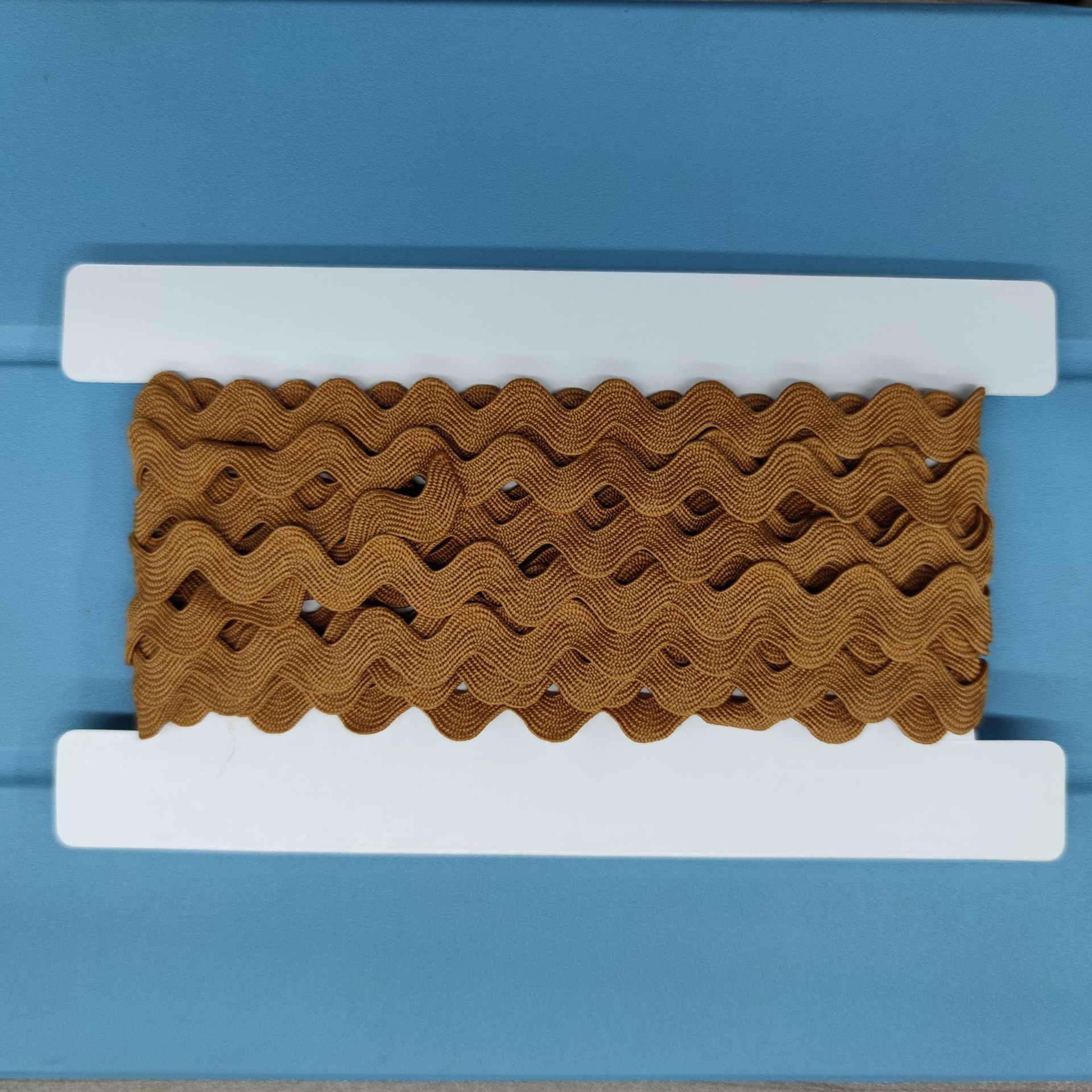 现货供应15mm咖啡色弯曲带/现货供应S形15mm咖啡色涤纶带