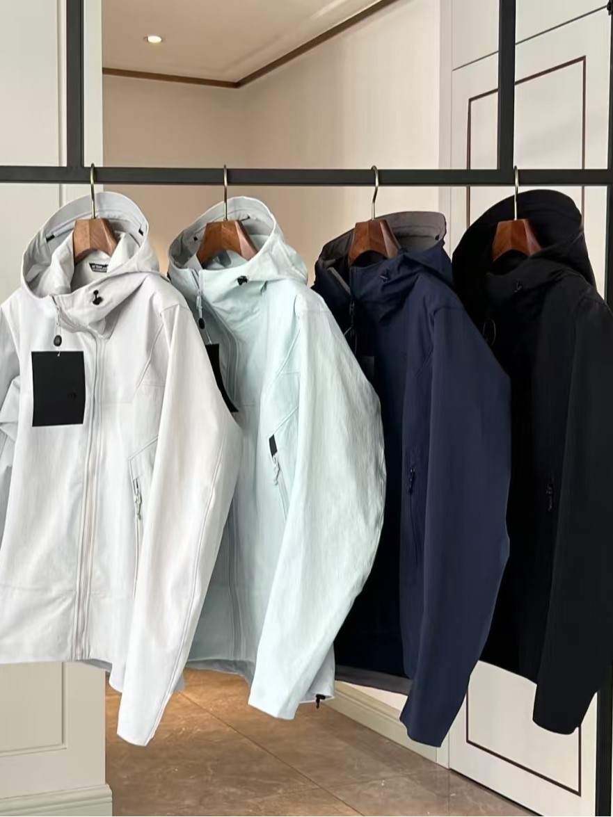 Bird 's New Gamma Hooded Wind Caps Hombres y Hombres Chaquetas Logo Soft Shell