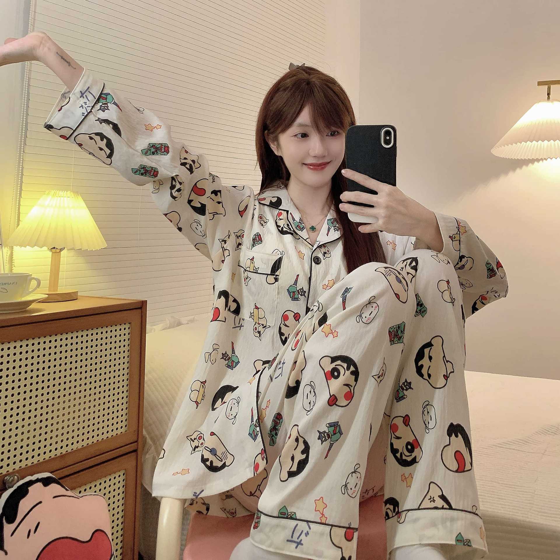 Pijamas al por mayor transfronterizos de primavera y otoño nubes de algodón pantalones de manga larga cardigans lindos con cojín de pecho se pueden usar ropa de hogar