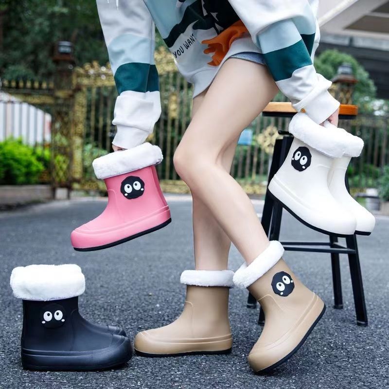 Children's Cold-proof Snow Boots Non-slip Winter Warm Cotton-padded Anti-freezing Rain Boots for Boys and Girls Children's Cold-proof Snow Boots Non-slip Winter Warm Cotton-padded Anti-freezing Rain Boots for Boys and Girls