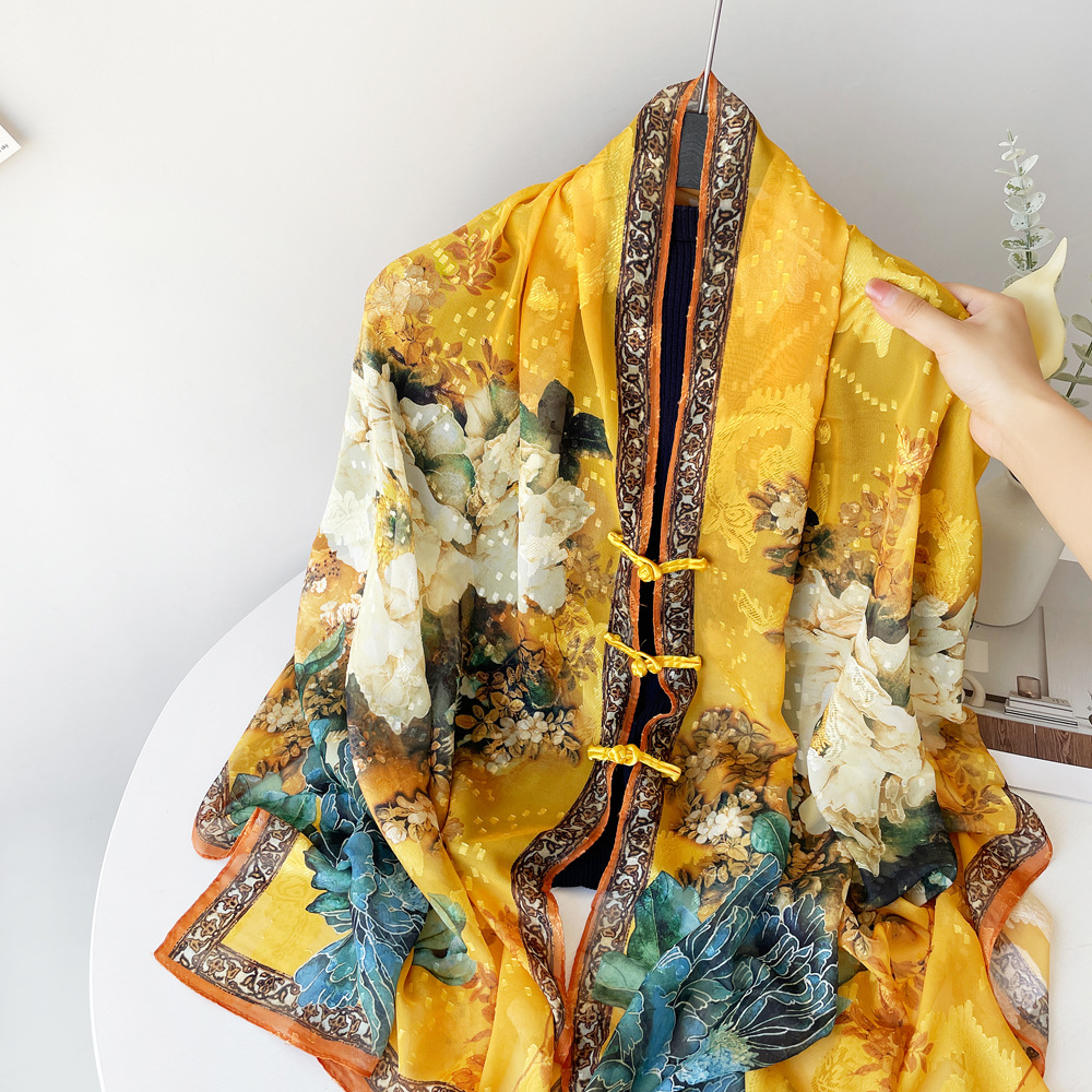 Neuer Sonnenschutz-Schal aus hohlem Seidenschal für Damen mit Pfingstrosen-Print in Gold_voghion.com