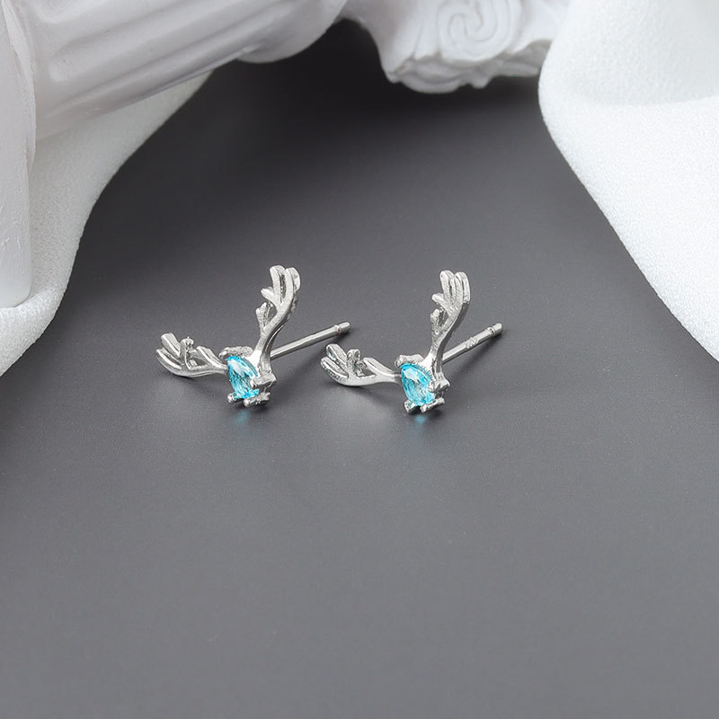 Платиновый золотой голубой бриллиант