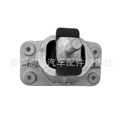 Engine mounting bracket LR105970 for RR Sport Series 5.0L V8