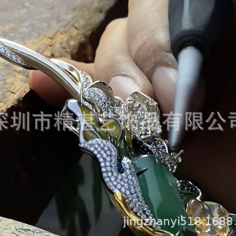 精工豪华套链珠宝首饰加工金银铜豪华项链设计和制造饥镂钟表工艺