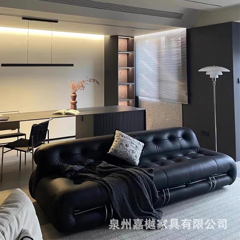 Medieval Style Large Sofa Hippopotamus Steel Tooth Sofa Creative Living Room Small Apartment Design French Single Sofa Chair Combination