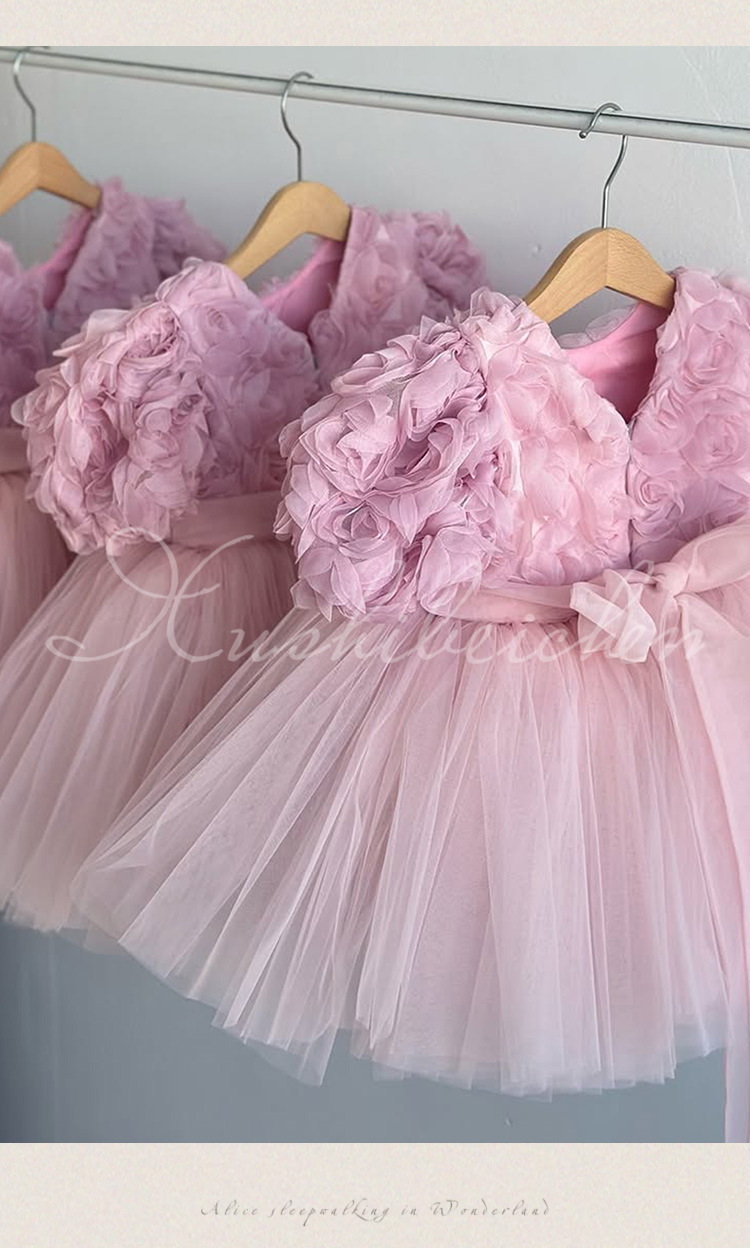 Robe de princesse pour fille pour mariage et cérémonie chic_voghion.com