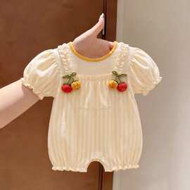 公主宝宝衣服夏季条纹薄款南瓜纯棉连体衣婴儿可爱外出哈衣爬服