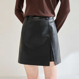 26春季极简时髦百搭柔软质感半身PU皮裙显瘦高腰开衩A字短裙25552