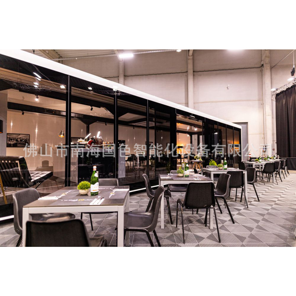 Guangdong Creative Development Box Sala de exposiciones Tienda Contenedor plegable de dos alas Sala móvil Hotel móvil Caja de embalaje Casa