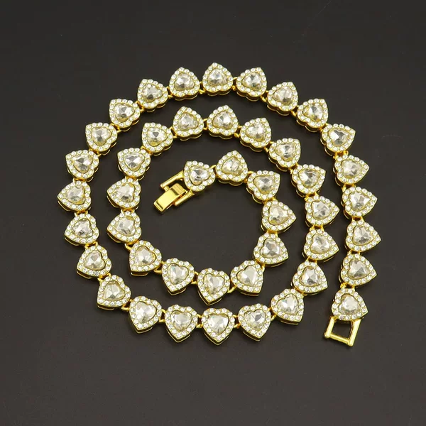 10mm Fashionable Cross-Border Ins-Style Heart-Shaped Chain Necklace, Heart-Shaped Diamond-Studded Cuban Chain, Broken Bone Chain Accessory
