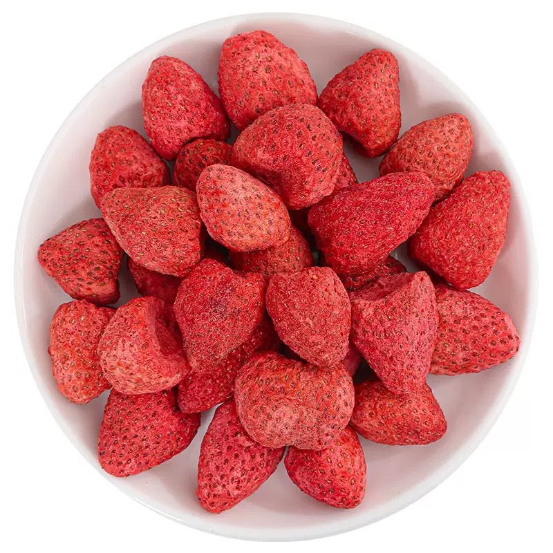 Freeze Dried Strawberry Pieces 500g Fruity Herbal Tea Ingredient for Blends and Culinary Use in use