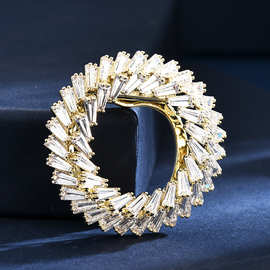 新款设计感大气韩系轻奢高级感圆环大衣胸针配饰丝巾扣两用百搭女