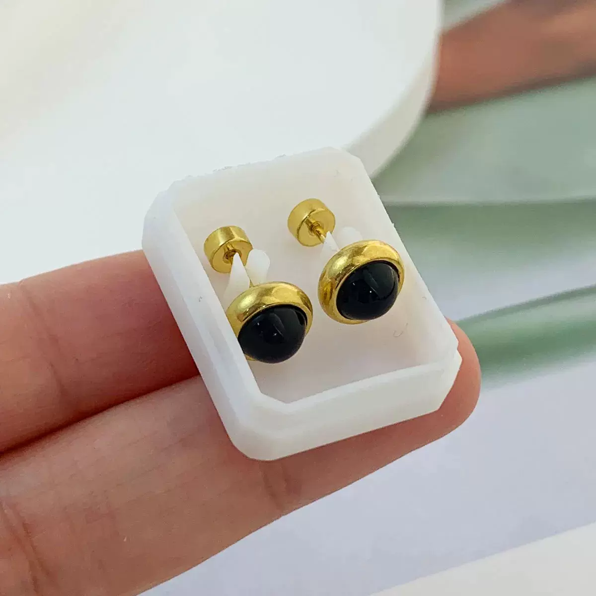 跨境百搭不锈钢个性甜酷耳钉气质轻奢潮流耳饰批发