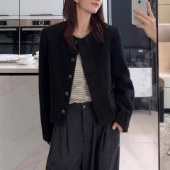 预售黑色小香风外套女秋季新款小个子羊毛宽松短款上衣