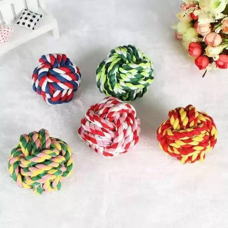 Three-strand rope ball
